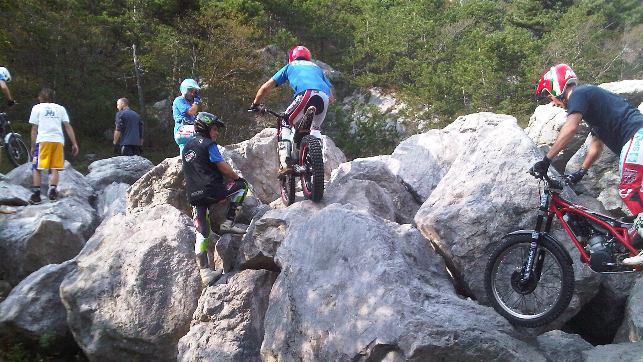 img01734 20110915 1521